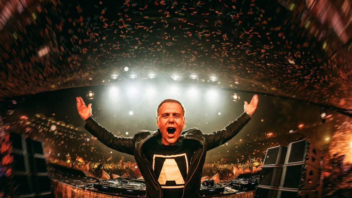 El legendario dj Armin van Buuren.