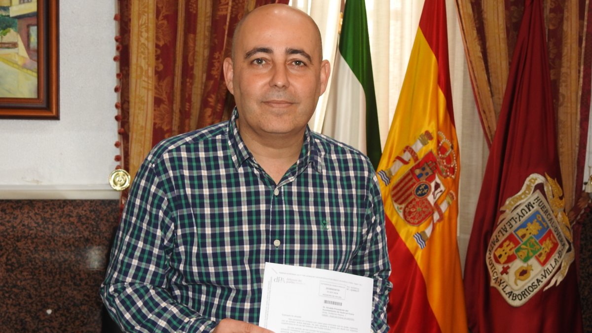 El alcalde de Huércal-Overa, Domingo Fernández, ayer.