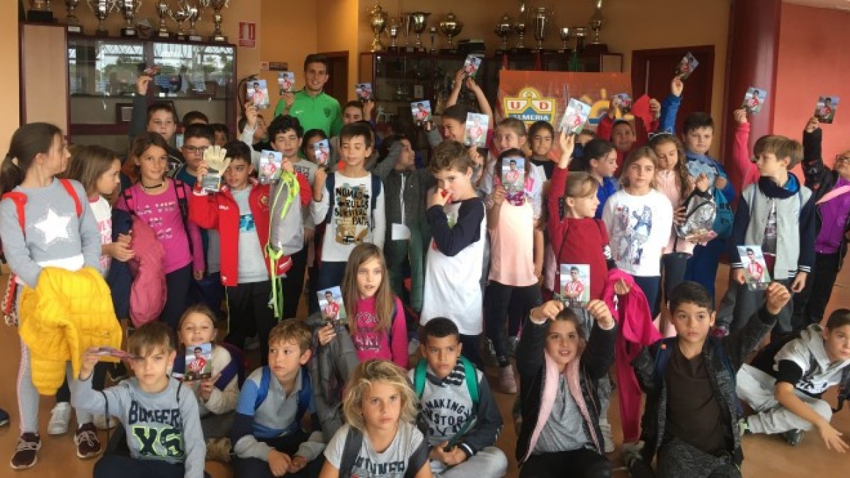 El CEIP Simón Fuentes en el palco del Mediterráneo.