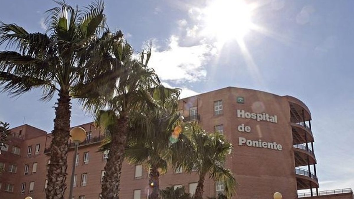 Los heridos fueron trasladados al Hospital de Poniente.