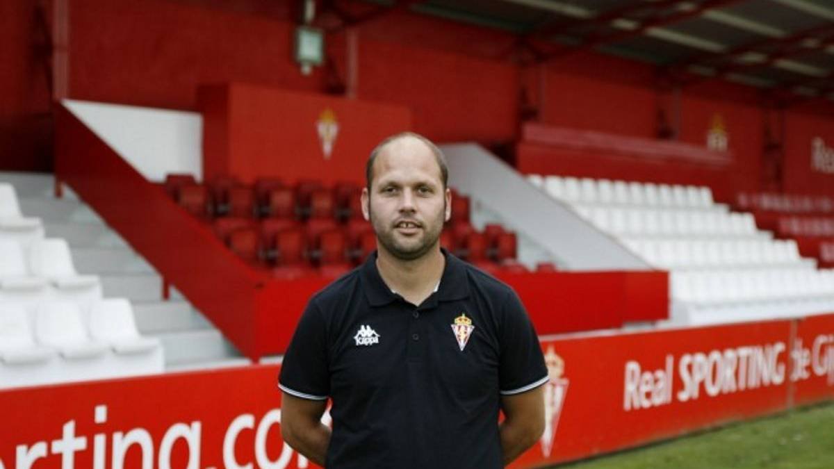 El técnico del filial toma el mando del Sporting.