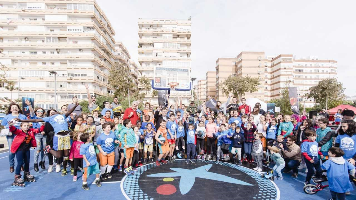 La gran familia del baloncesto almeriense.