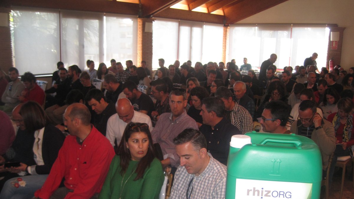 Asistieron al acto técnicos de las comercializadoras más importantes de Almería