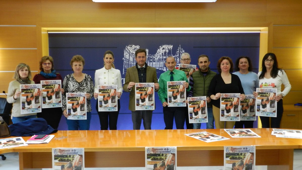 Presentación de la VI semana de las personas con discapacidad en el Ayuntamiento.