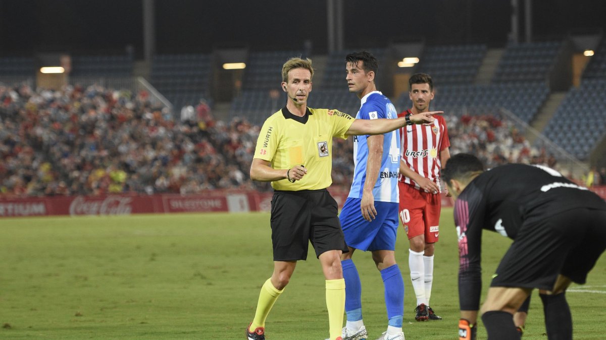 Pizarro Gómez pitó el Almería 0-1 Málaga.