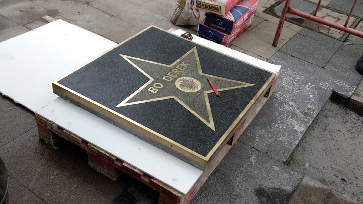 Estrella para Bo Derek en el Paseo de la Fama.