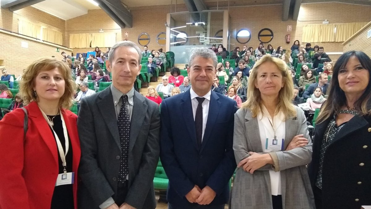 El rector ha inaugurado el Congreso Internacional de Lengua y Literatura.
