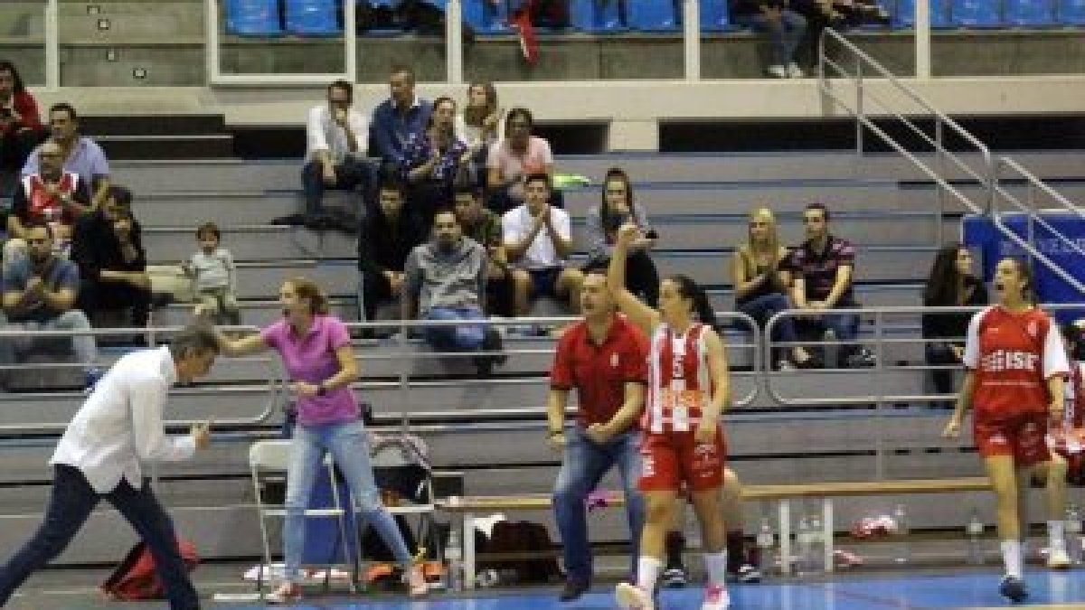 Las jugadoras almerienses no tuvieron un buen día.