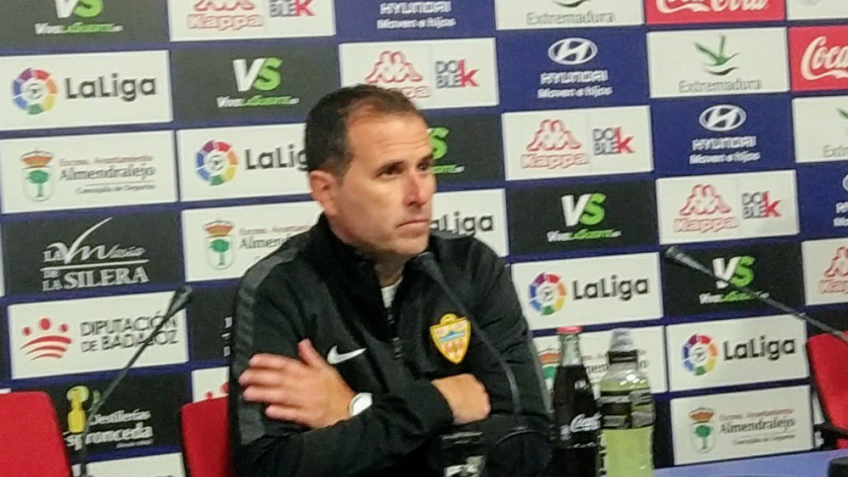 Esteban Navarro.