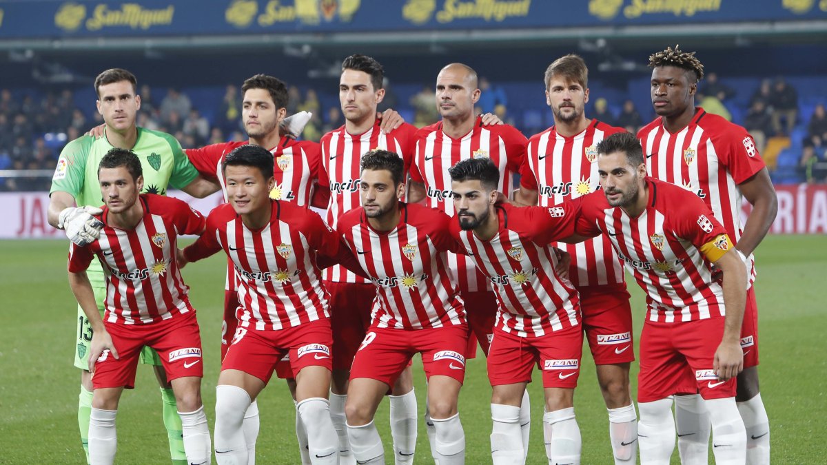 El once del Almería contra el Villarreal.