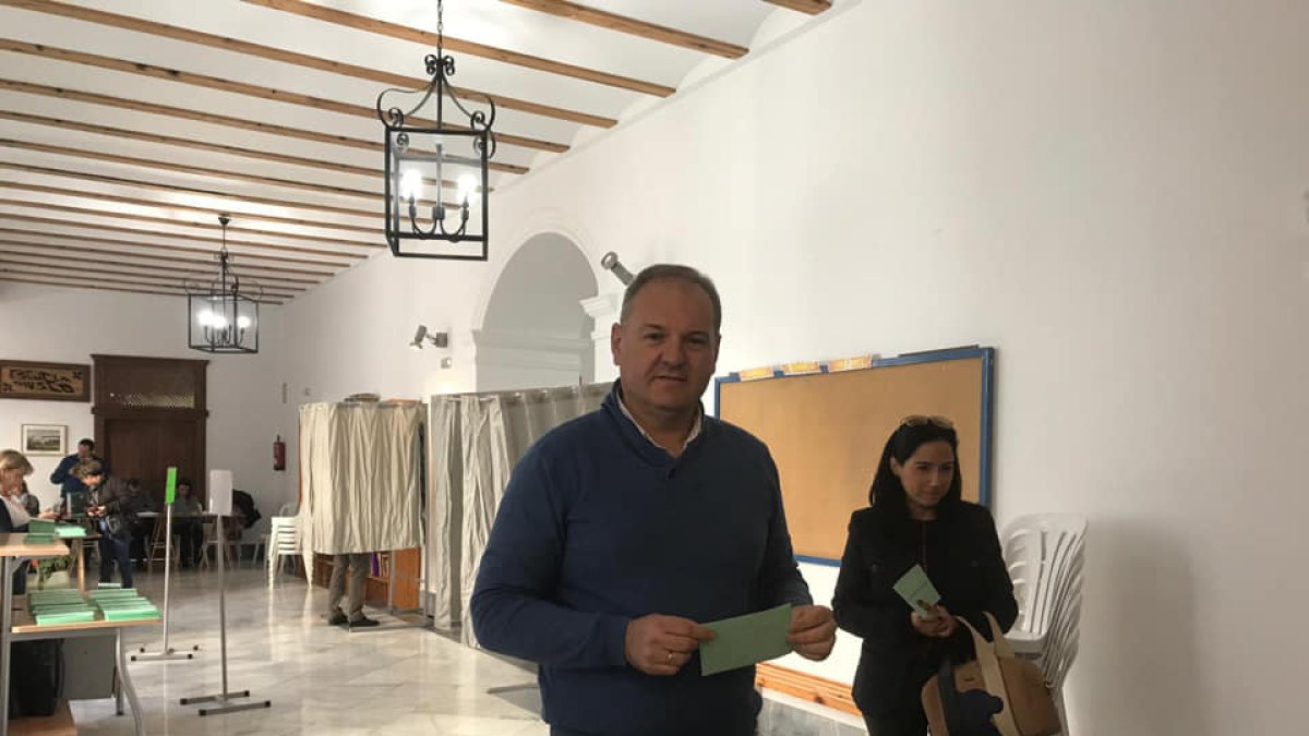 El alcalde cuevano Antonio Fernández el pasado 2 de diciembre.