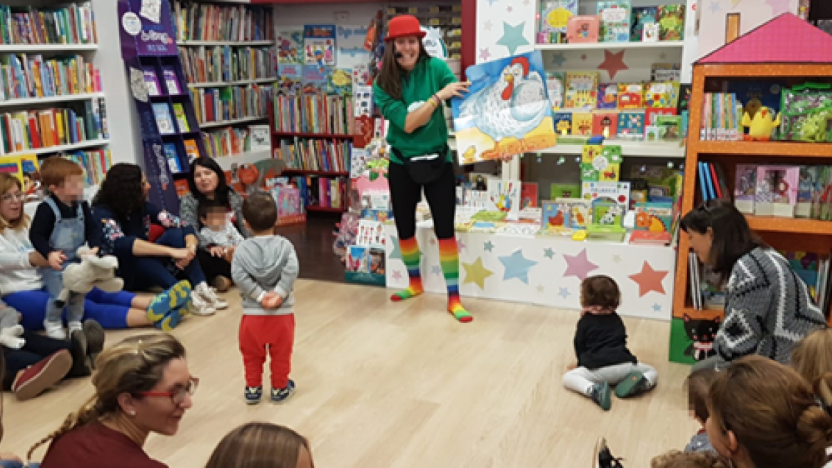 Una de las últimas actividades celebradas en Librería Papelo, de El Ejido.