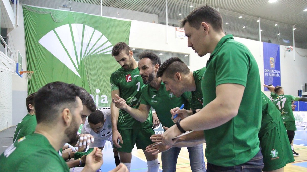 Banquillo de Unicaja.