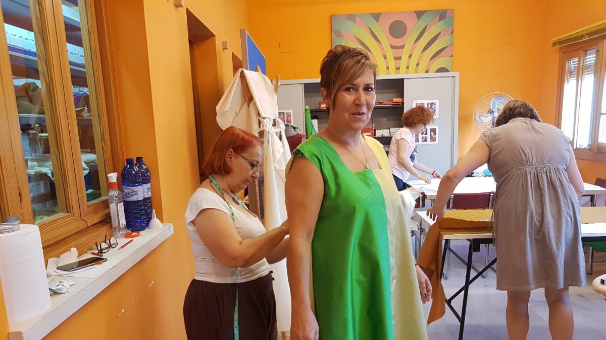 La confección de trajes de época ya ha comenzado.