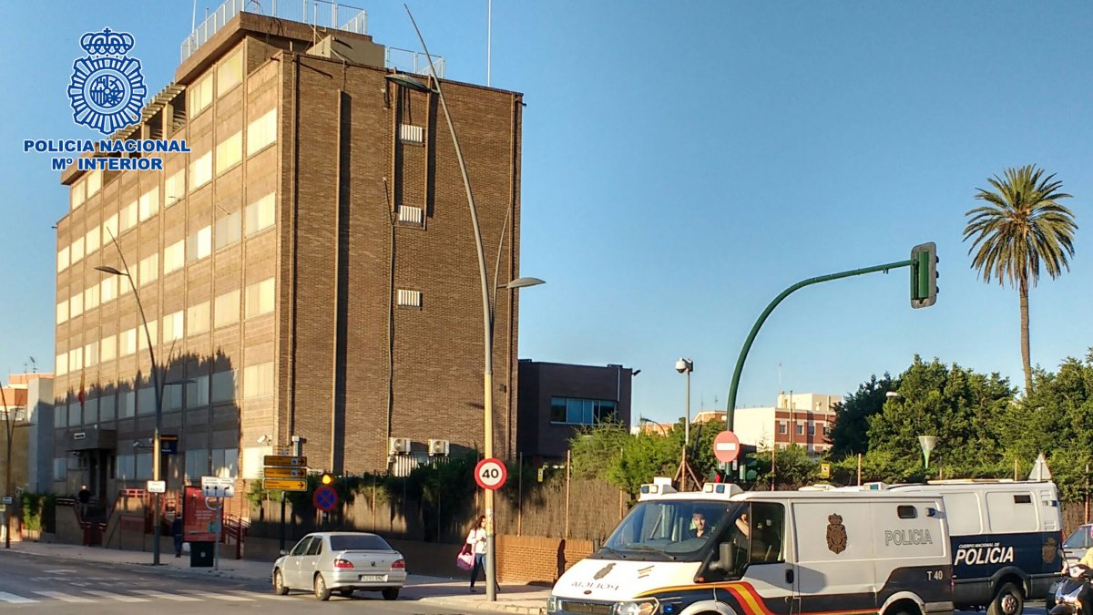 Comisaría de la Policía Nacional en Almería.