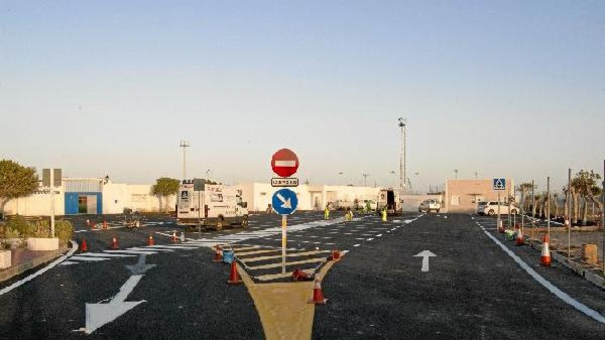 Nueva zona de aparcamiento en Las Marinicas.