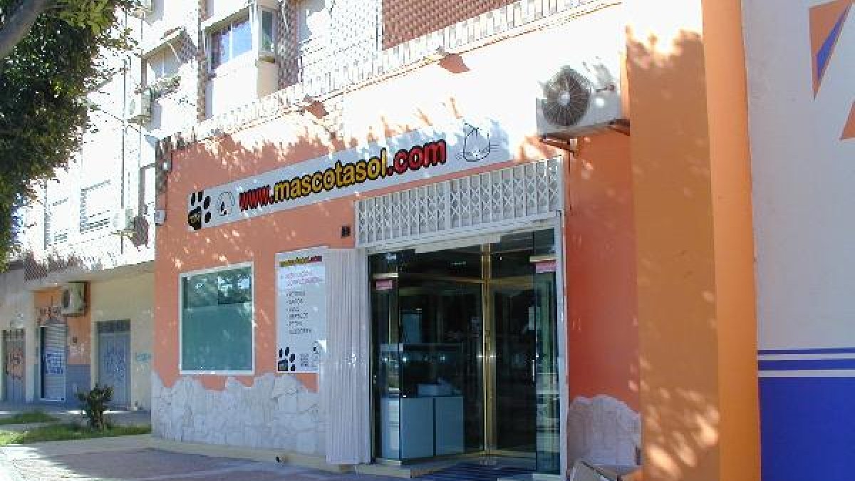 La tienda física de Mascotasol se encuentra en la Avenida del Mediterráneo, 99.