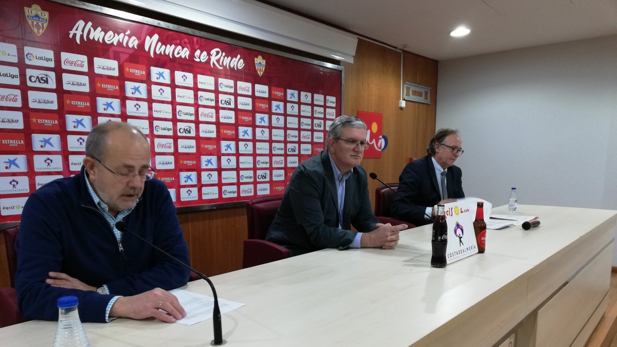Blanco, Bonillo y Teruel en la Junta de Accionistas.