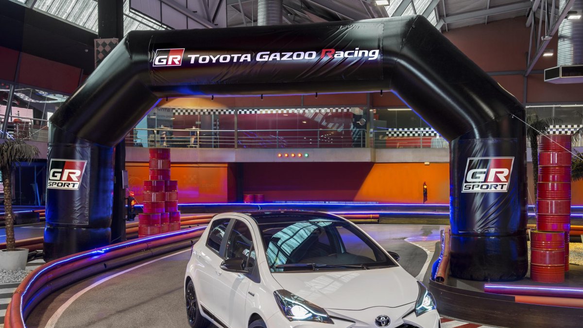 Diseño exterior y habitáculo de inspiración deportiva