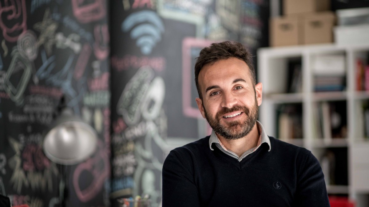 El director creativo David García, fundador de Maquinaria Creativos.