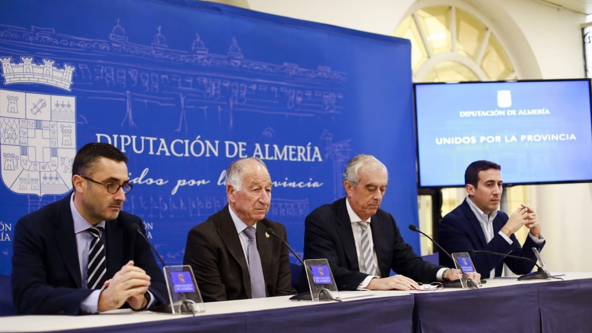 En la Presentación han participado Jseús cuadrado, Gabriel Amat, José Cano y Óscar Liria.