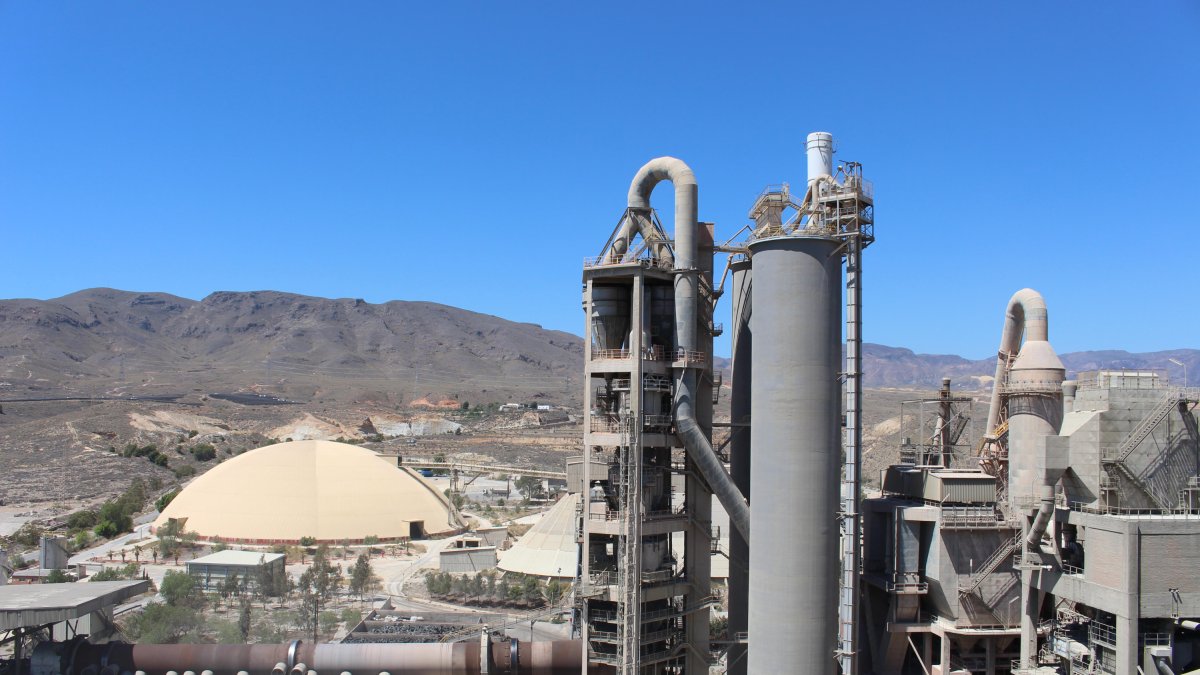 Planta de Cemex en Gádor.
