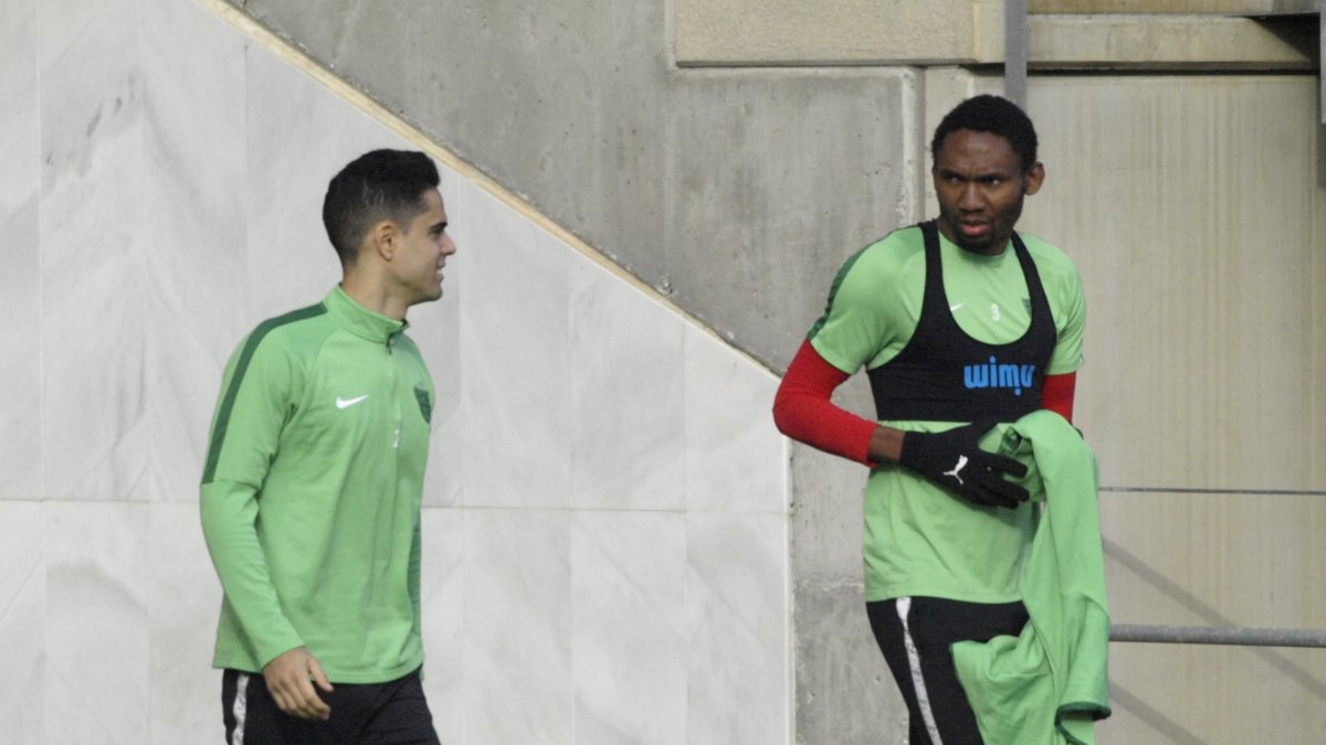 Lucien Owona no ha vuelto a los entrenamientos.