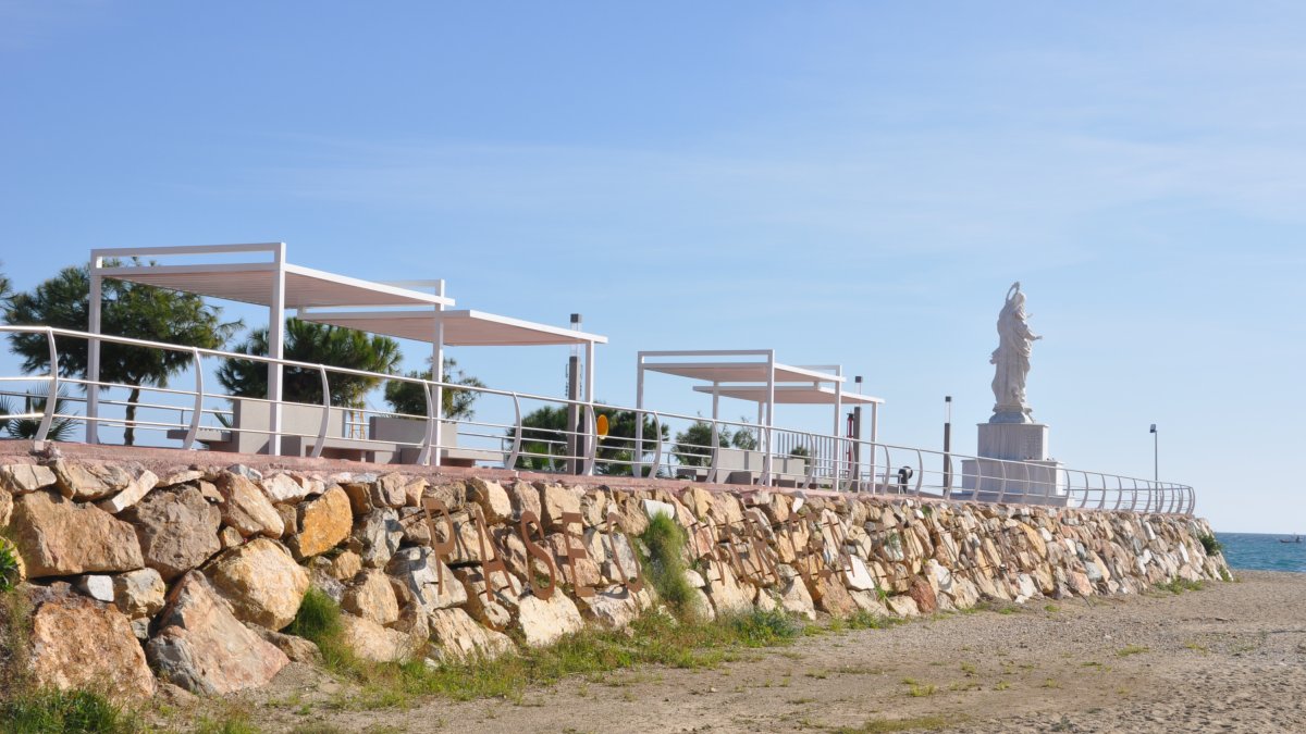 El casco urbano quedará unido a la zona portuaria tras esta actuación en el Paseo de la Virgen del Carmen.