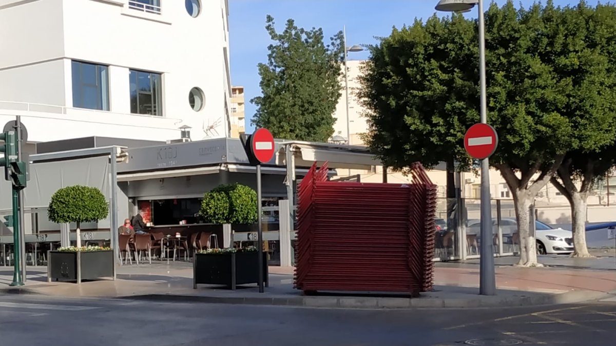 Las vallas ya están listas para la cabalgata de Reyes.