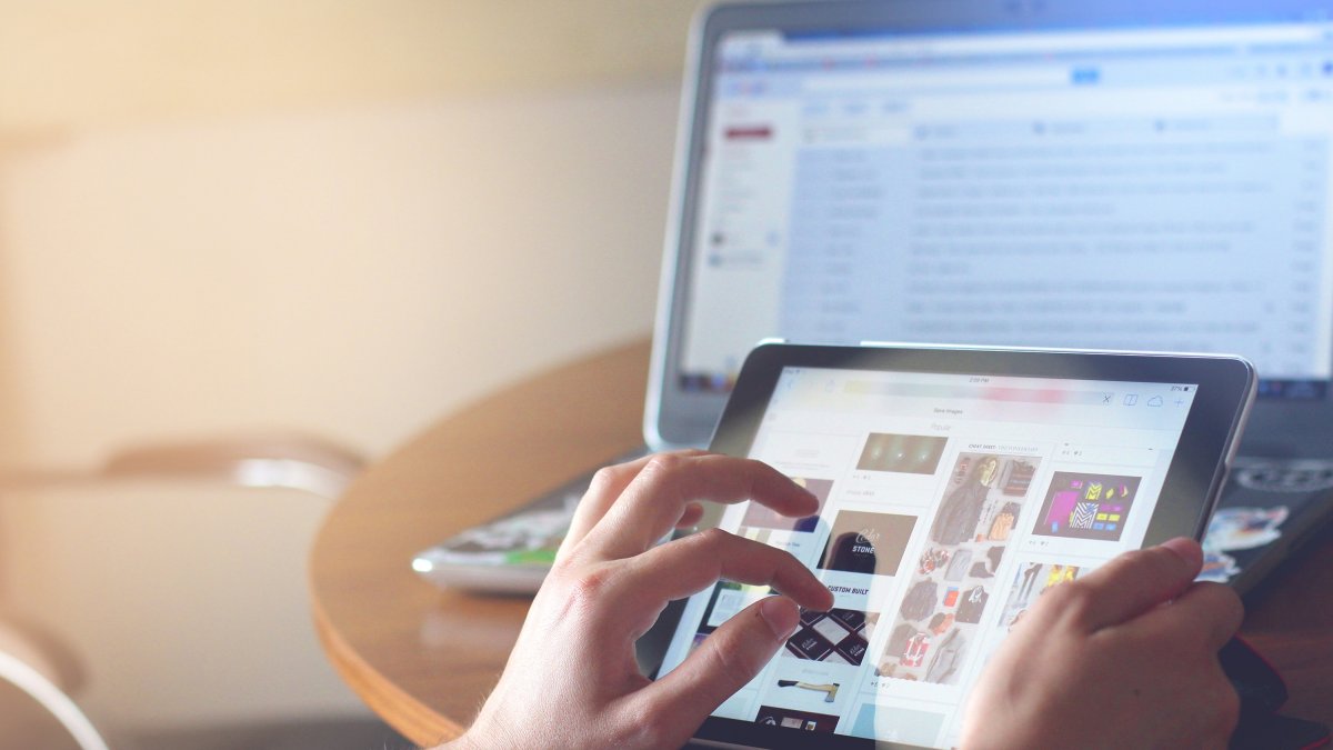 La electrónica va subiendo puestos y se sitúa entre los favoritos.