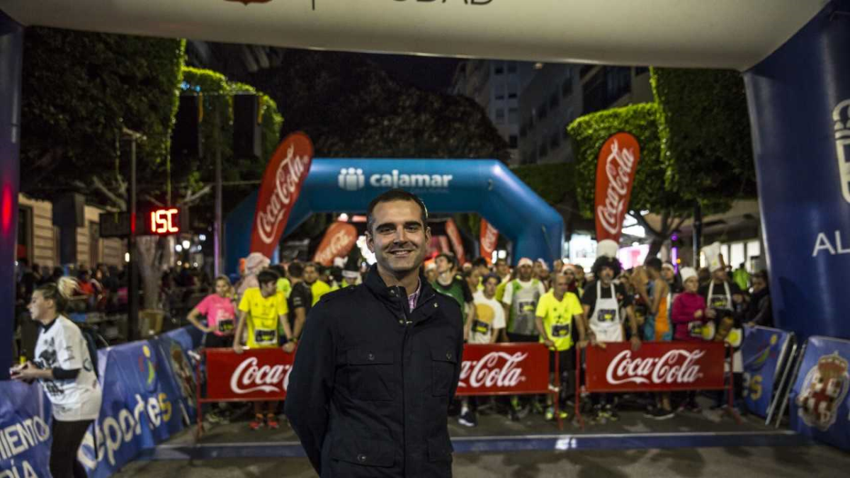 El alcalde de Almería en la San Silvestre.