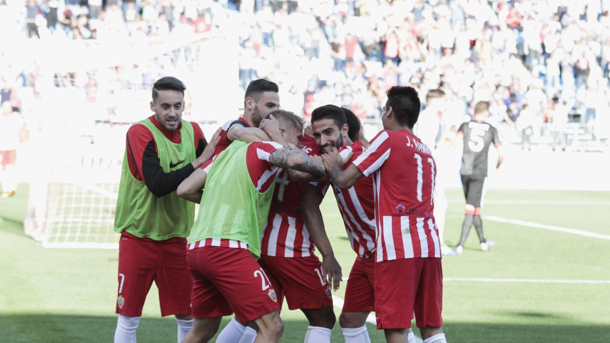 Celebración del triunfo ante el Bilbao Athletic en 2016.