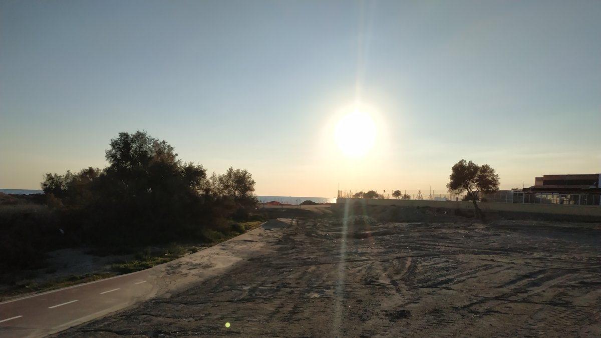 Zona de las obras paradas del paseo marítimo