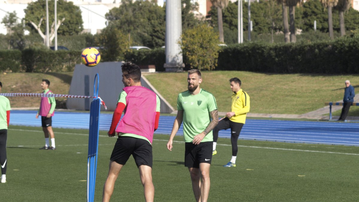 Saveljich e Ibiza estarán en el once titular en Alcorcón.