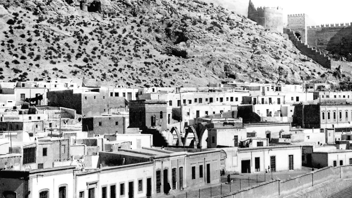 Barrio de la ermita de San Antón, donde como en ningún otro rincón de la ciudad se festejaba el ritual de las hogueras.