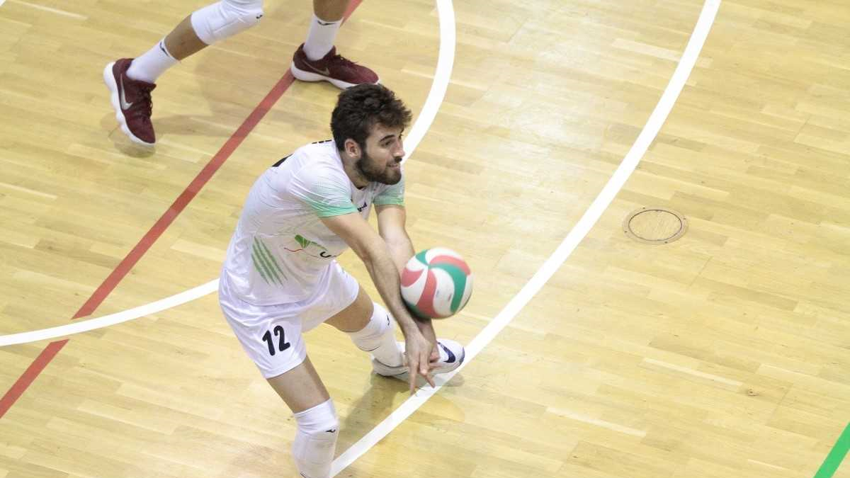 Casimiro Artés en acción.