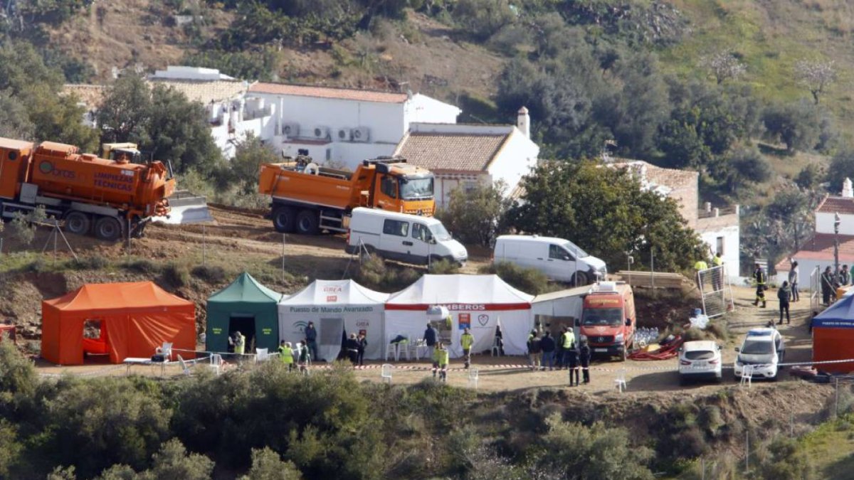 Operativo de rescate de Julen en Totalán. / ALEX ZEA