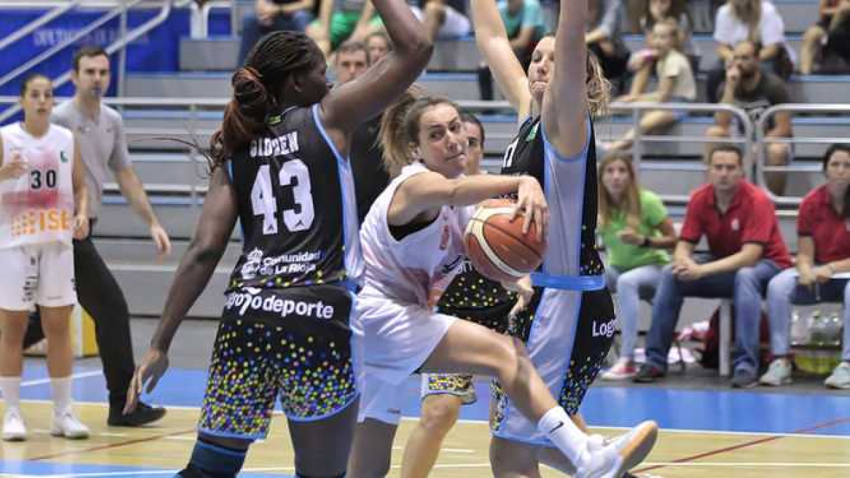 Las almerienses no tuvieron opción ante uno de los grandes.