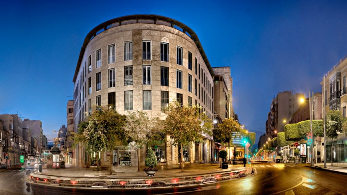 Visión de la confluencia del Paseo de Almería con Obispo Orberá.