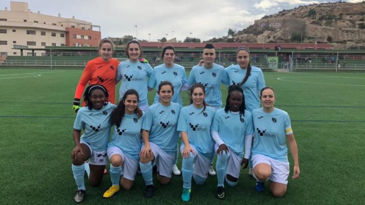 Las jugadoras celestes en la capital.