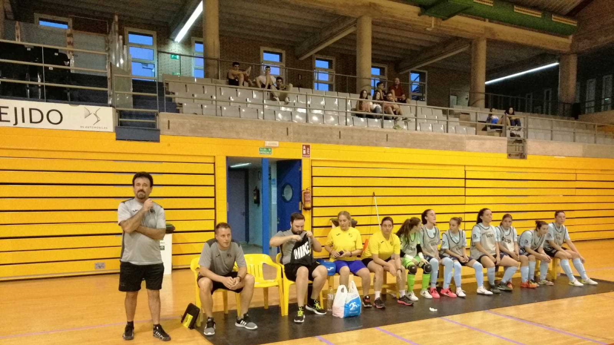 El banquillo del equipo celeste.