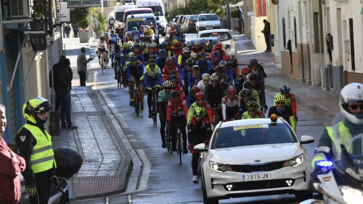 El pelotón en la pasada edición de la carrera.