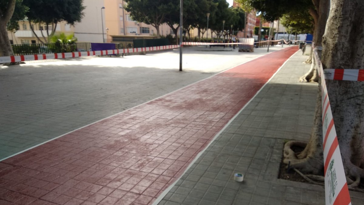 Nuevo carril bici hasta la Avenida del Mediterráneo.