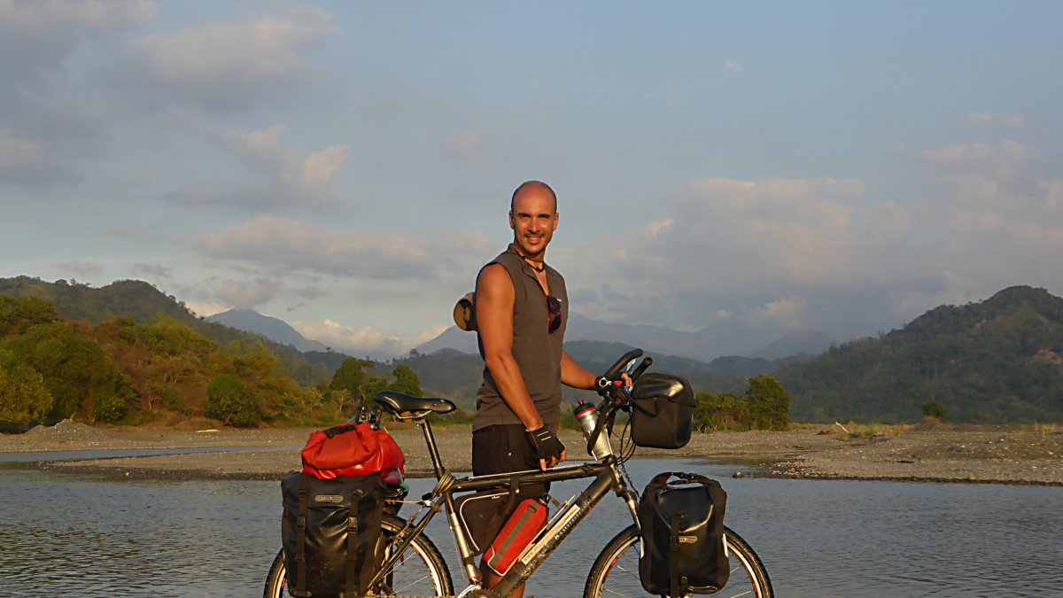 Juan Ramón Virumbrales en Mindoro (Filipinas).