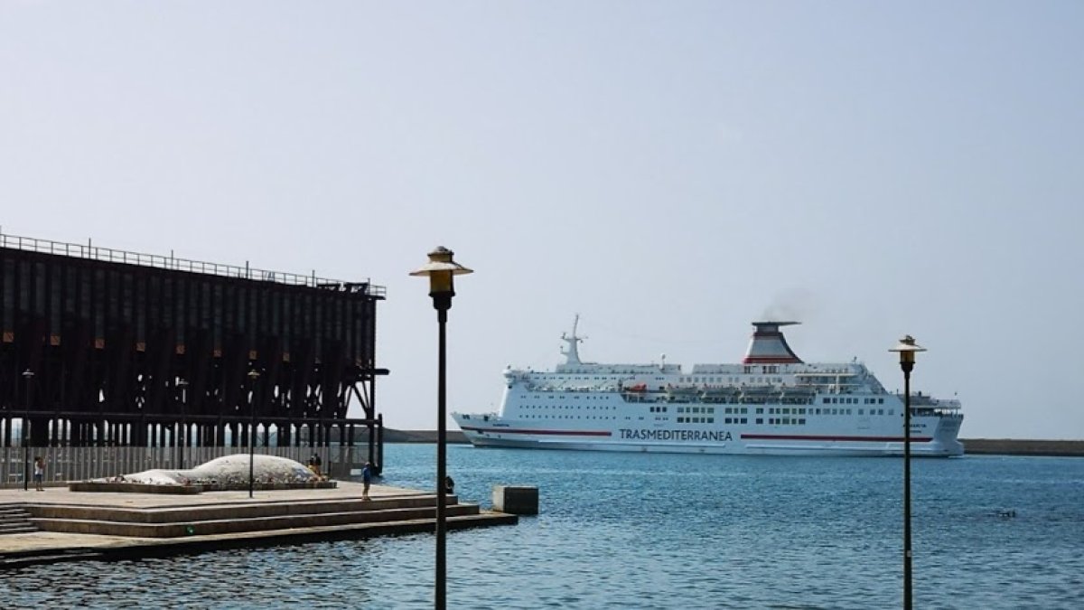 La compañía Trasmediterránea ha cancelado una de sus salidas.