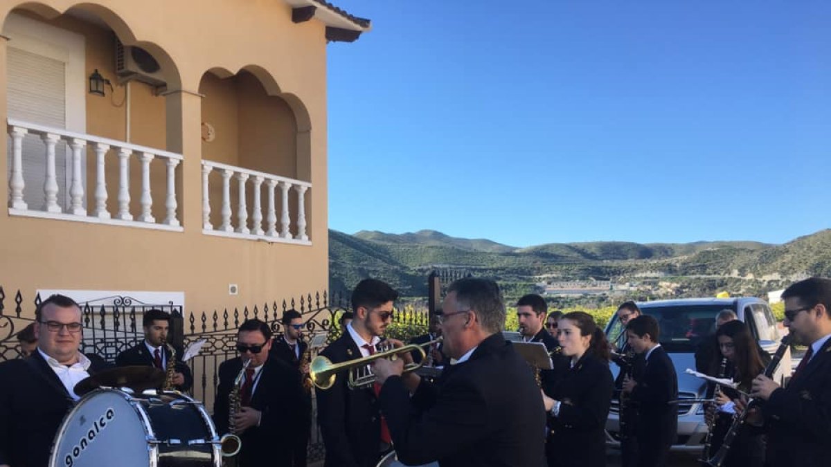Músicos durante la diana del sábado en Almanzora.
