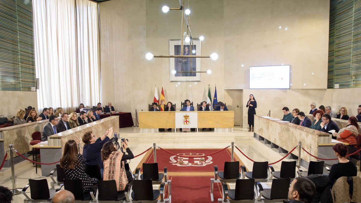 Vista general del pleno del día de ayer