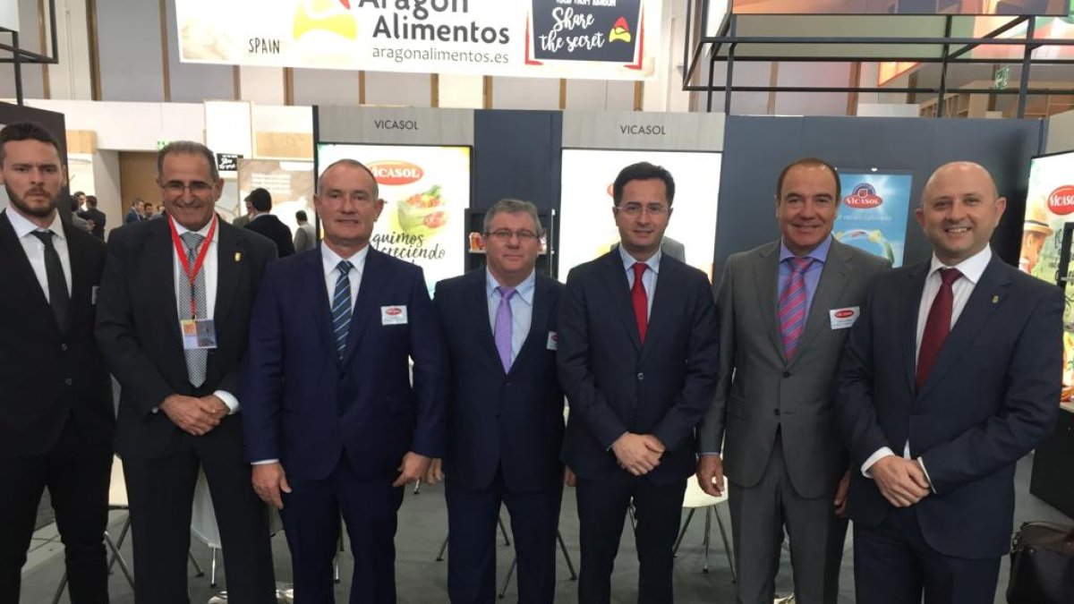 Francisco Góngora, alcalde de El Ejido, en la feria de Berlín.