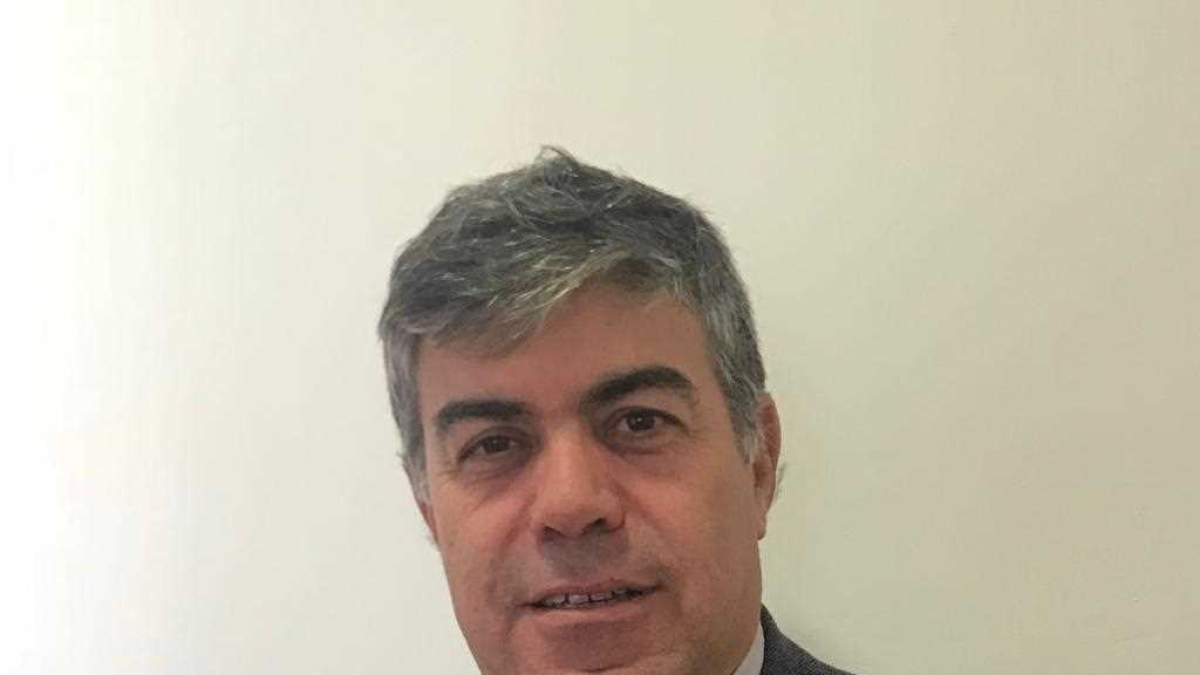 El oftalmólogo Jerónimo Lajara.