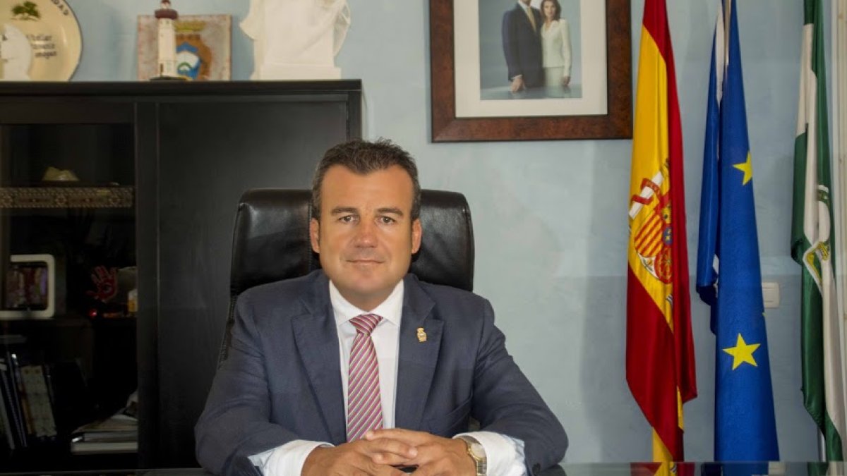 Salvador Hernández, exalcalde de Carboneras, está actualmente inhabilitado.